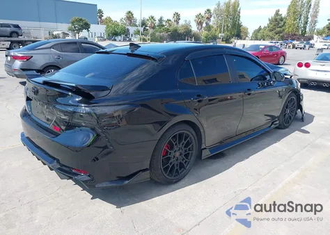 2024 Toyota Camry Trd V6 z USA, uszkodzony, nr VIN 4T1KZ1AK4RU088878